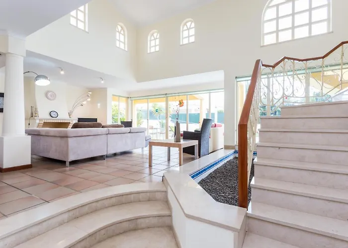 Villa Helmar By Algarve Holidays Gale (Albufeira)