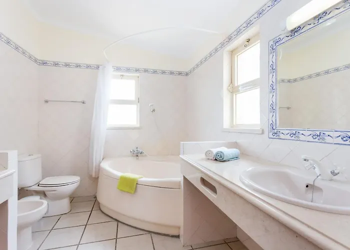 Helmar By Algarve Holidays Villa