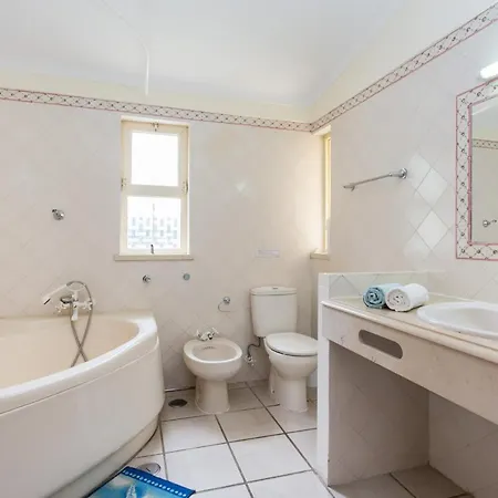 Helmar By Algarve Holidays *