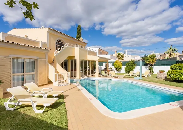 Helmar By Algarve Holidays Villa
