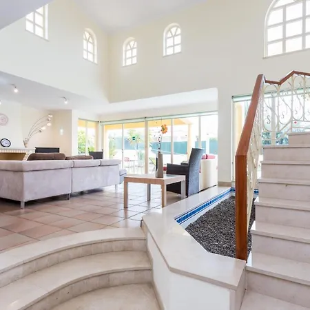 Villa Helmar By Algarve Holidays Galé